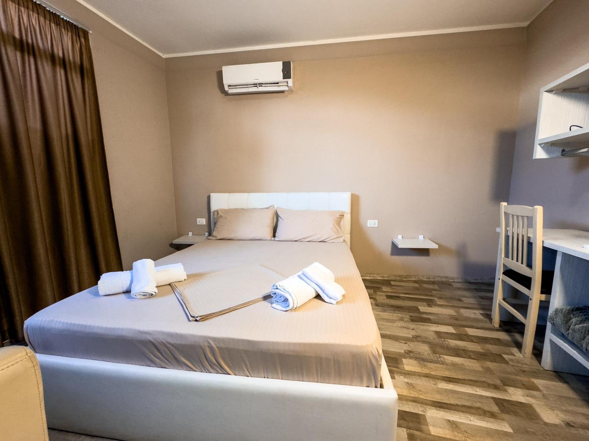 Shkodra Budget Hotel Eksteriør bilde
