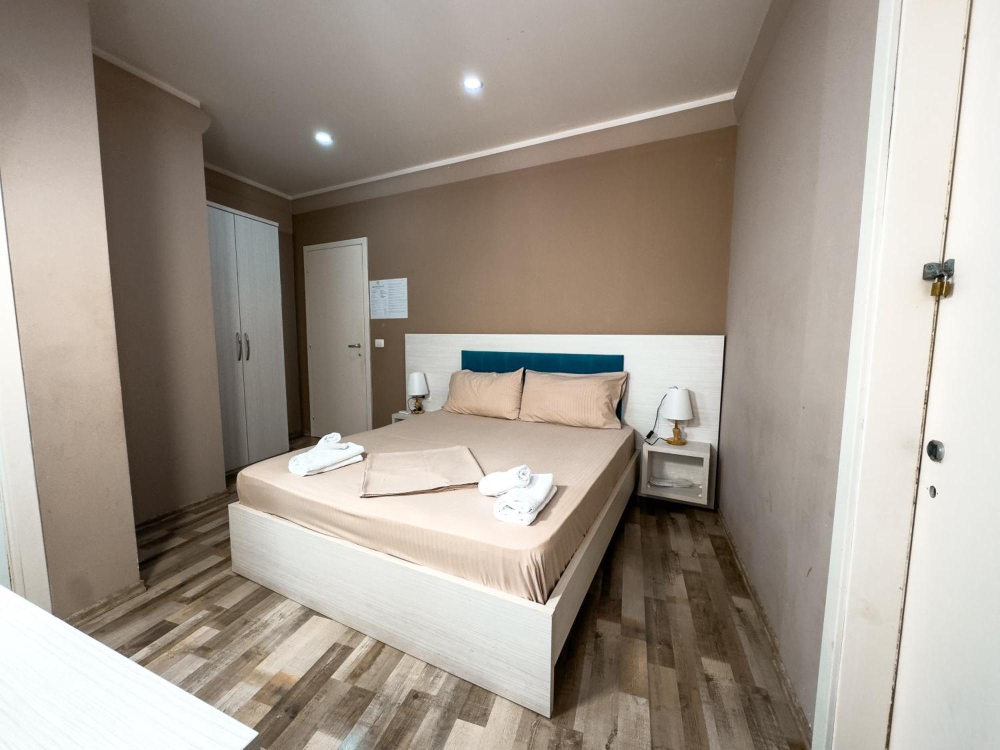 Shkodra Budget Hotel Eksteriør bilde
